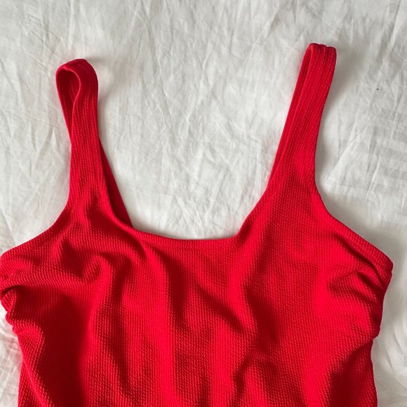 H&M Red Baywatch One-Piece Medium Coverage Swimsuit Size Large - Picture 5 of 9